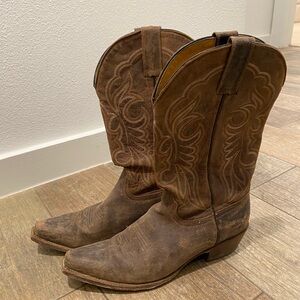 Shyanne Distressed Brown Western Boots